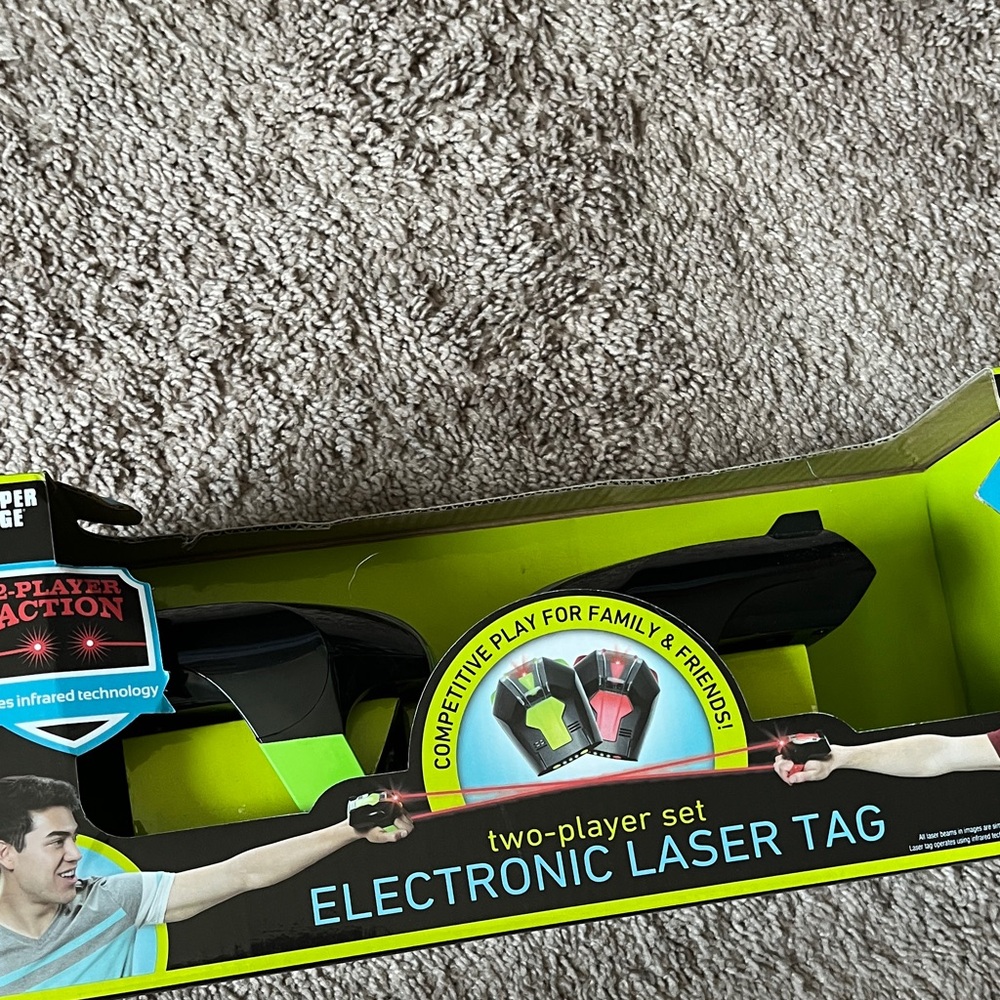 SHARPER IMAGE Laser Tag Electronic